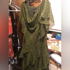Temporarily misplaced-ask-
Signature by Robbie Bee Dress- 716 $60 or $50 w/offer